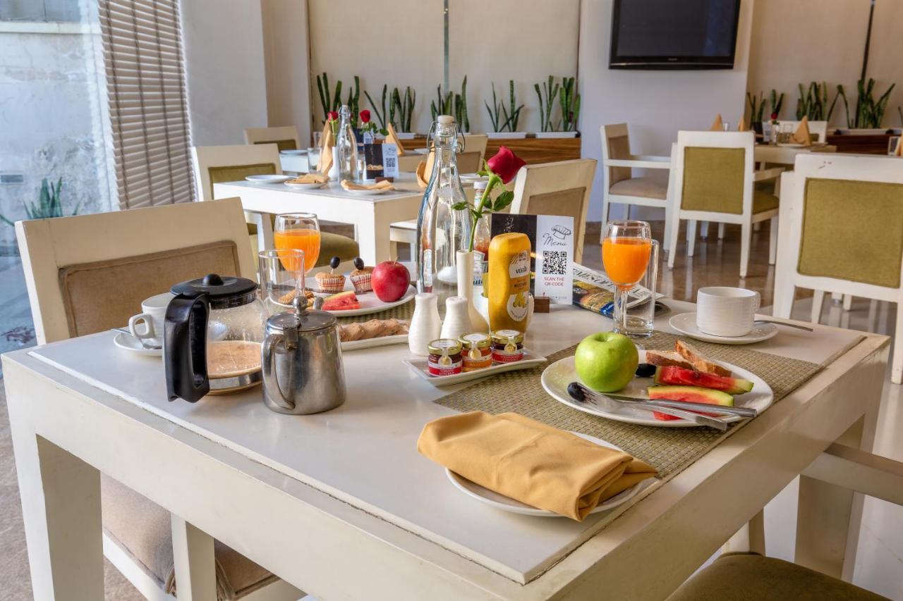 Rosewood Apartment Hotel, גורגאון מראה חיצוני תמונה