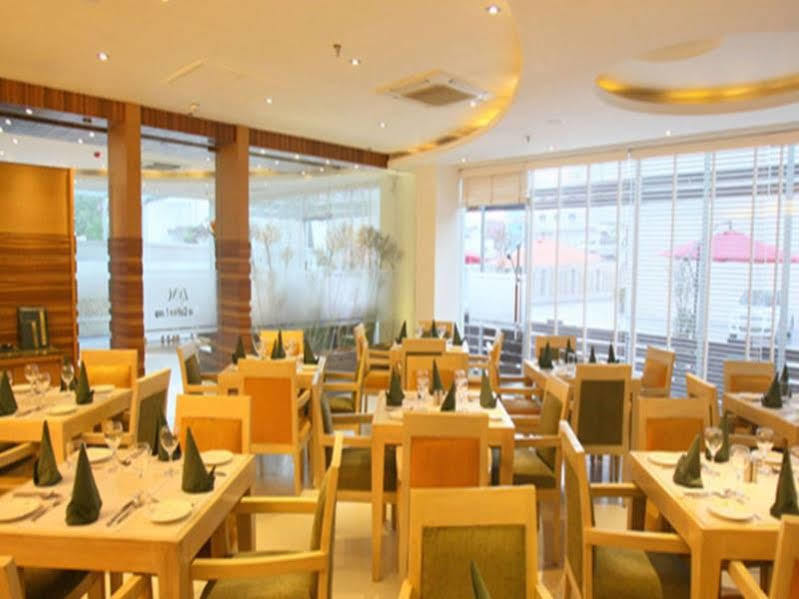 Rosewood Apartment Hotel, גורגאון מראה חיצוני תמונה